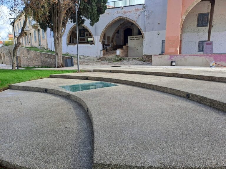 Montaj profesional covor de piatră cu rășină exterior, pas cu pas